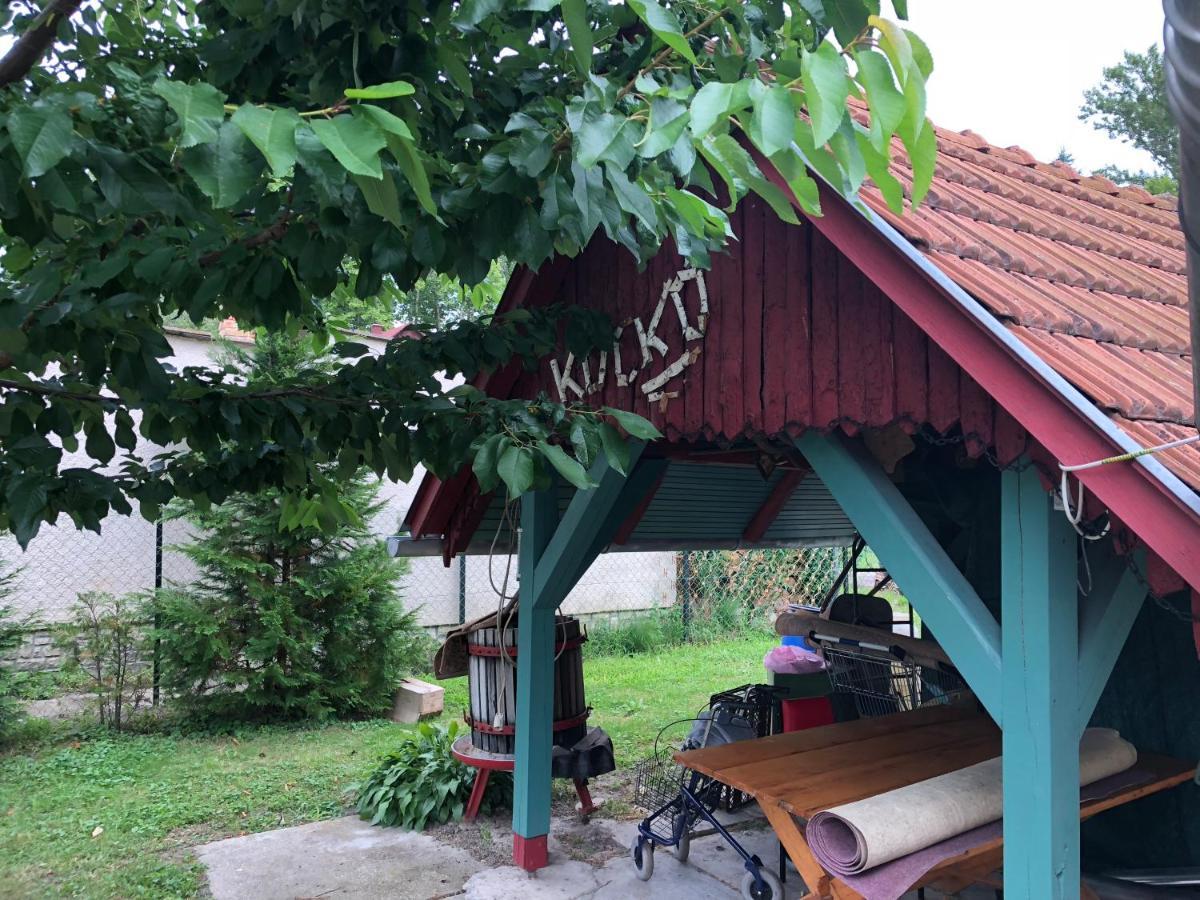 Apartman Kuckoval Lägenhet Balatonföldvár Exteriör bild