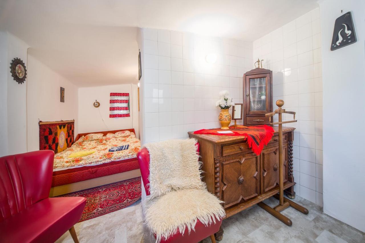 Apartman Kuckoval Lägenhet Balatonföldvár Exteriör bild
